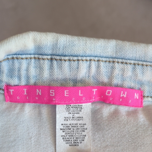 Vintage Tinseltown Distressed Denim Lace Accent Vest XL Blue White - Picture 3 of 16